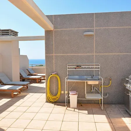 Luxury Beachfront Penthouse By Nras アパート *