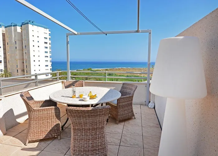 Luxury Beachfront Penthouse By Nras Apartman *