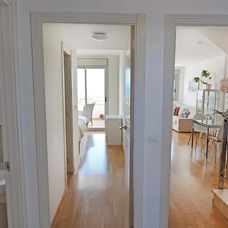 アパート Luxury Beachfront Penthouse By Nras *