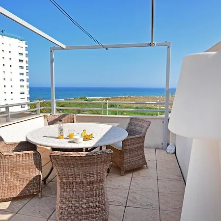 Luxury Beachfront Penthouse By Nras アパート *